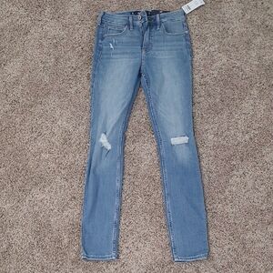 Hollister Women's Blue Distressed Jeans